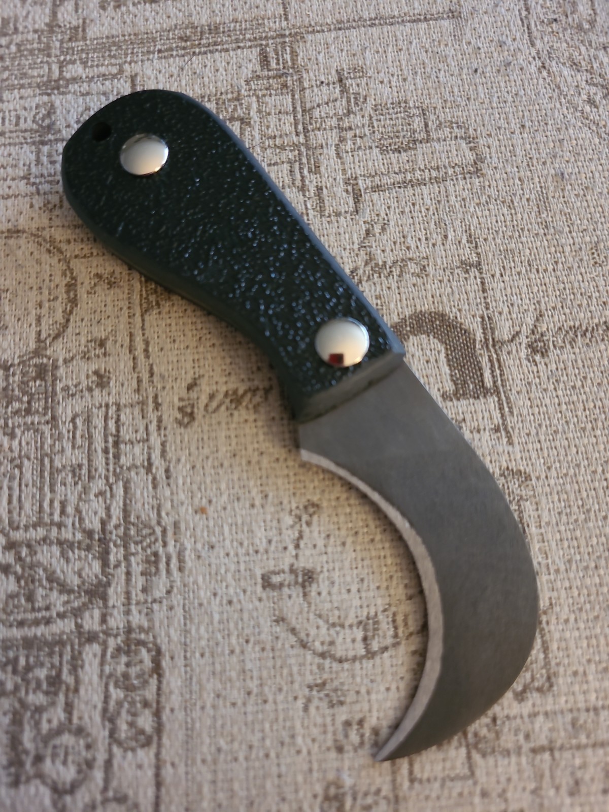 RcaneArtisan Handmade Winterhawk Fixed Blade Knife