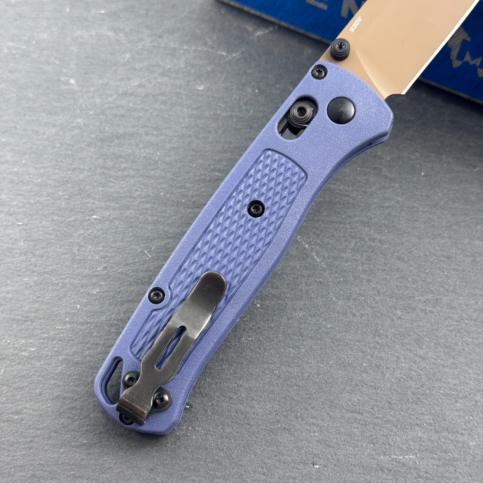 Benchmade Bugout 535FE-05 CPM-S30V Folding Knife Crater Blue Grivory Handle