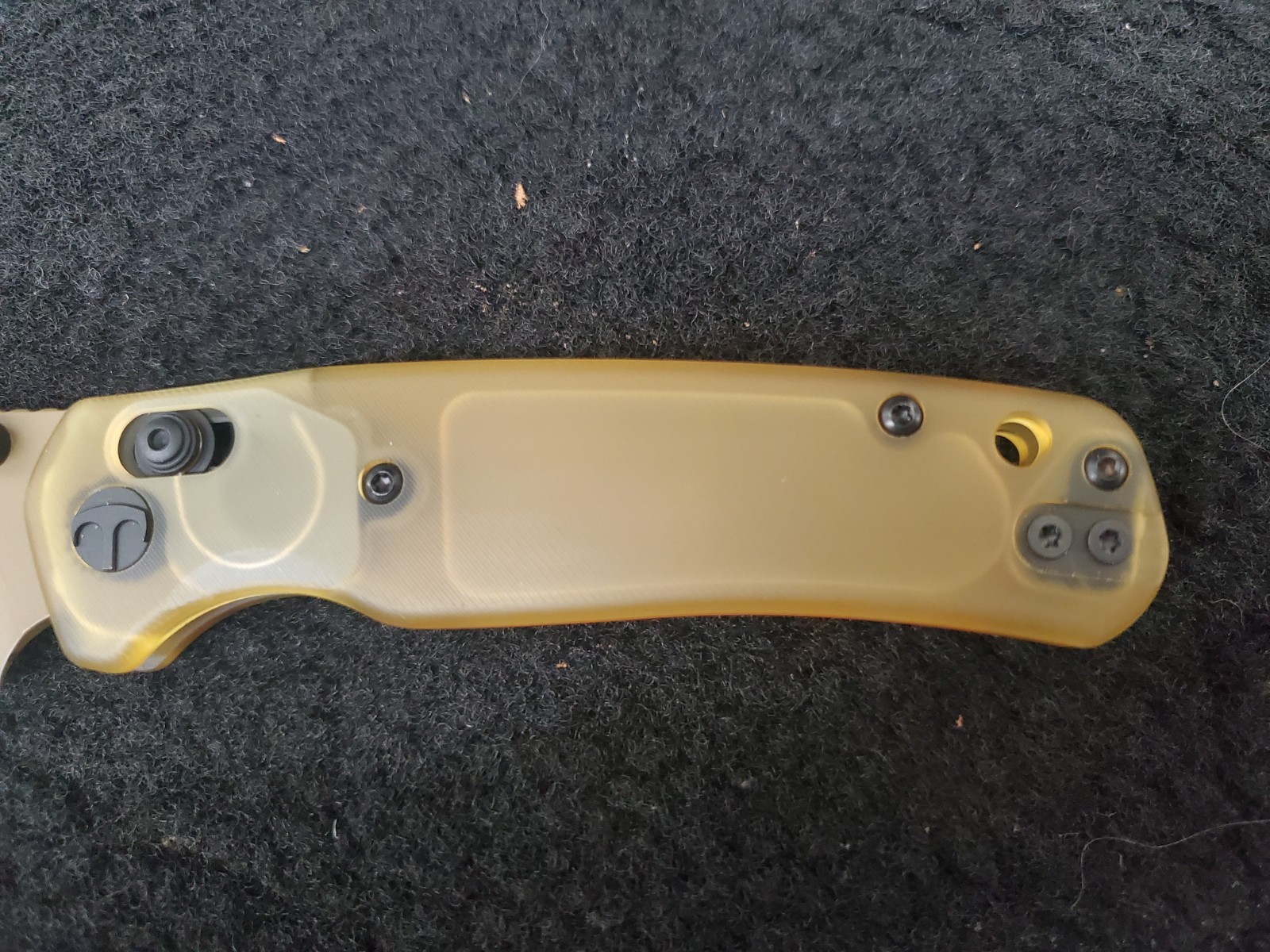 Bestechman BMK06D Cicada’s Wing B-Lock Knife Gold 10Cr15MoV New Open Box
