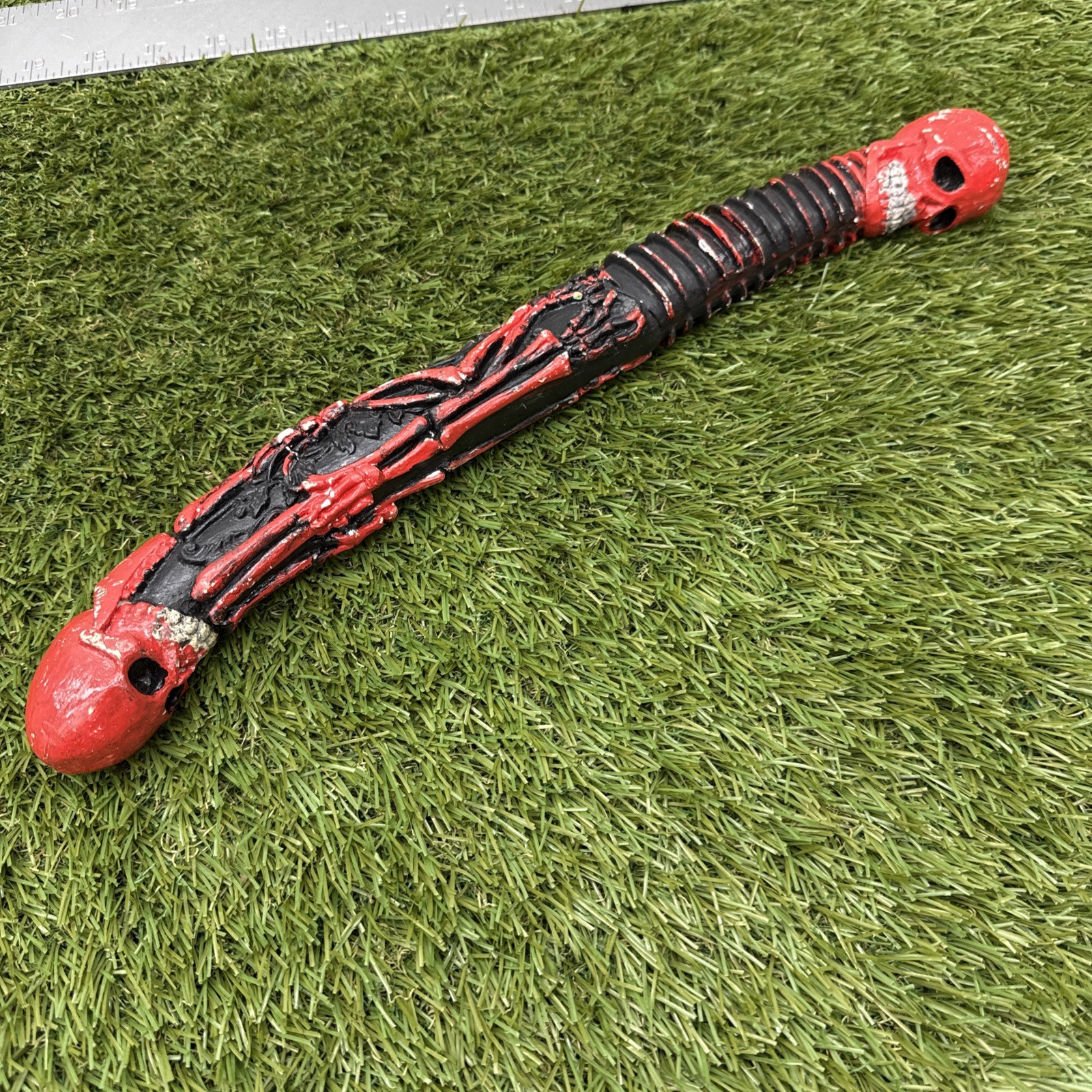 Fighter Plus China Fantasy Fixed Blade Knife 14 3/4 Skull Spine Sheath Red Black