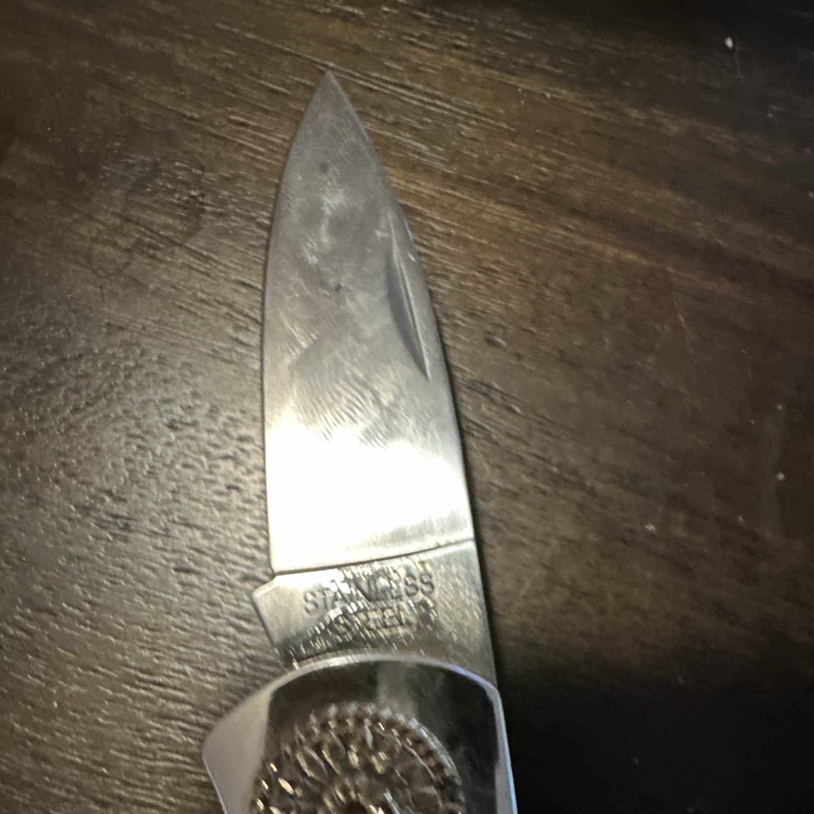 Elk Scene Stainless Steel Lockback Folding Pocketknife Drop Point Under 2.75in