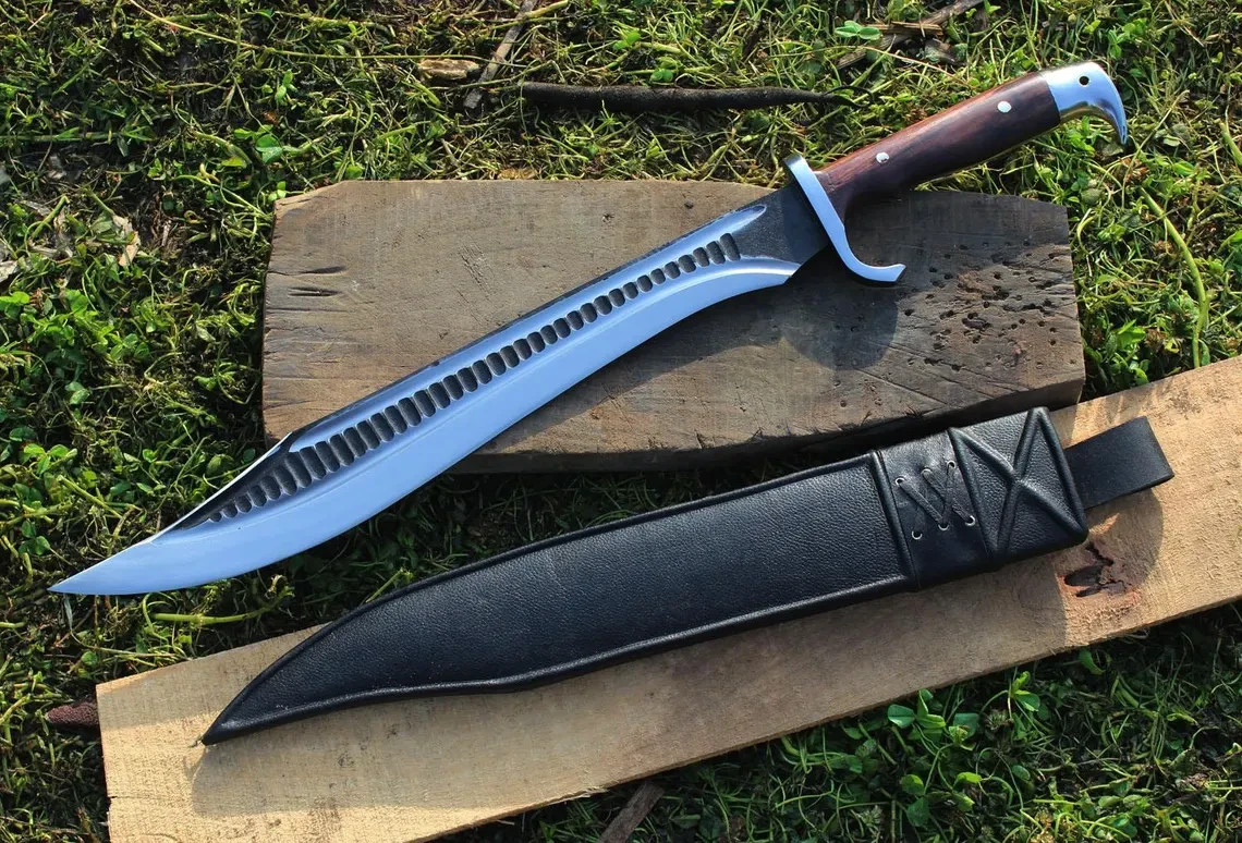 18 Inch Tactical Eagle Machete Knife Full Tang D2 Steel Razor Sharp With Sheath