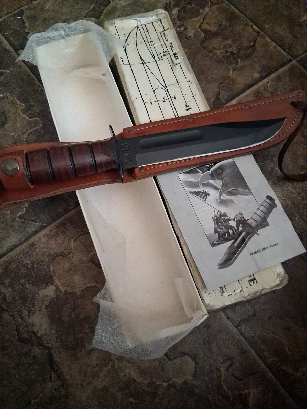 Vintage Ka-Bar USMC Fighting Knife 02-1217 w/ Box & Paperwork Olean NY Combat