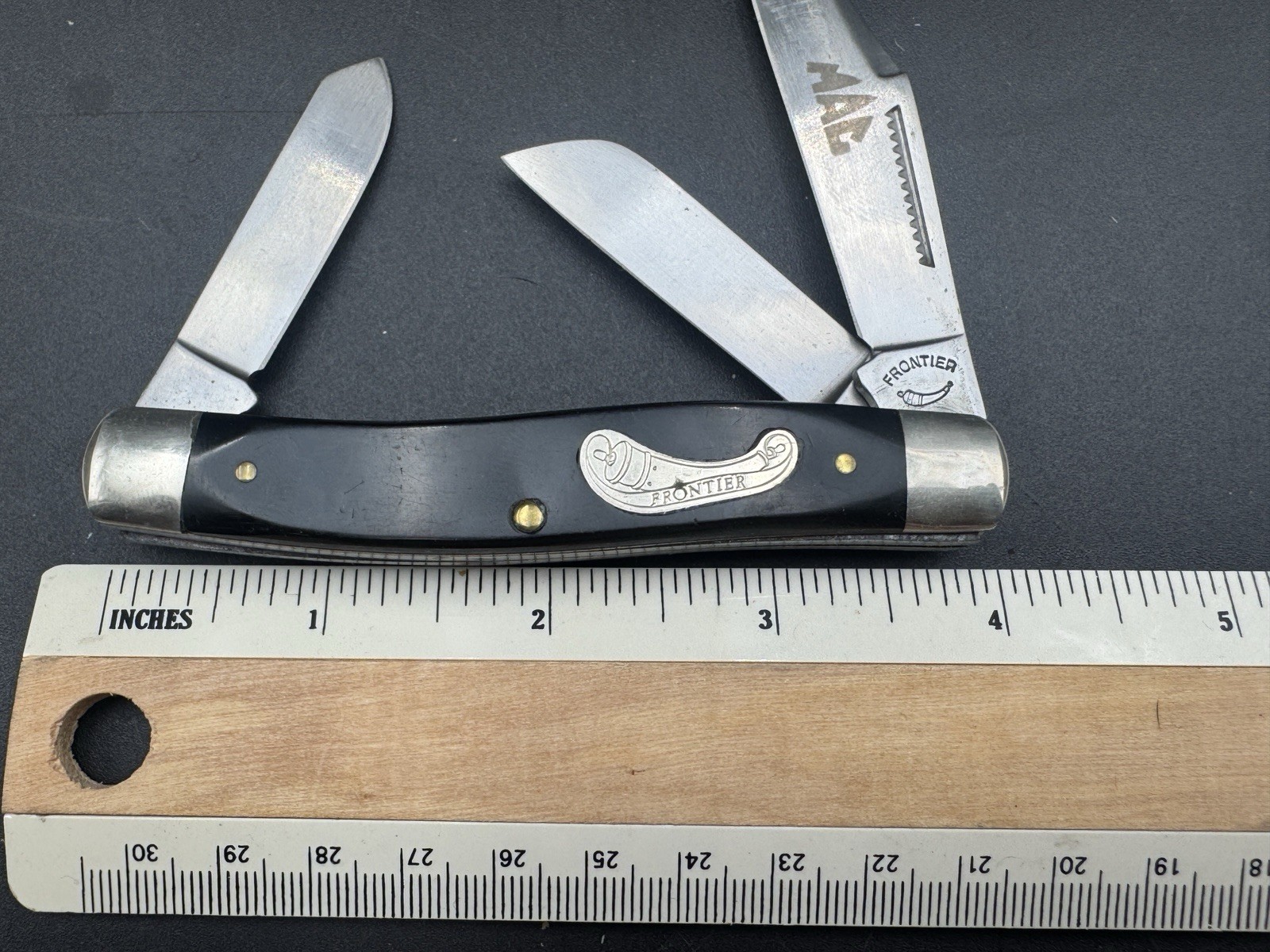 NEW OLD STOCK MAC TOOLS IMPERIAL FRONTIER USA #4434 Vintage 3 Blade Pocket Knife