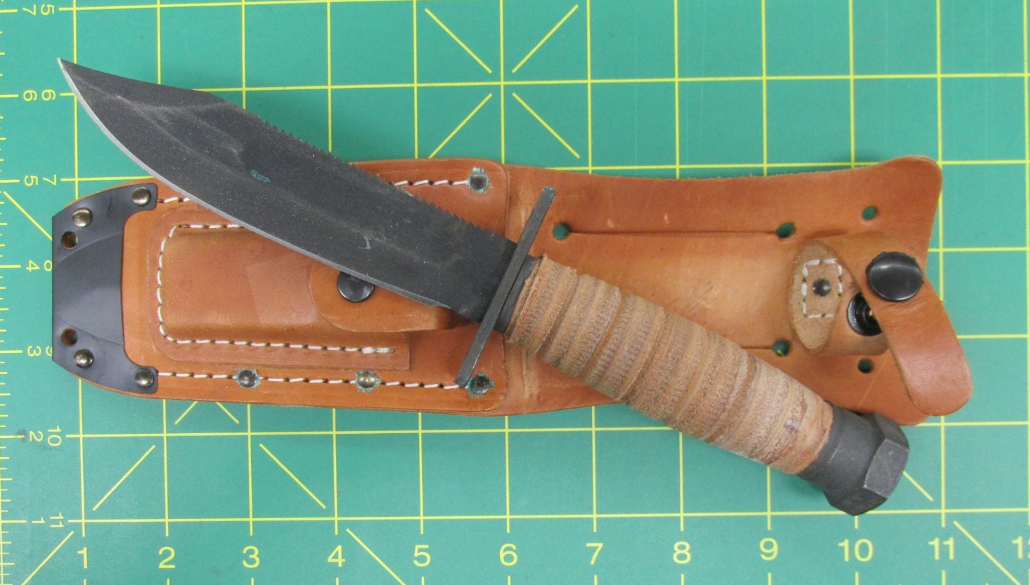 Genuine U.S. Military Ontario Jet / Helicopter Pilot Survival Knife Dated 3-11