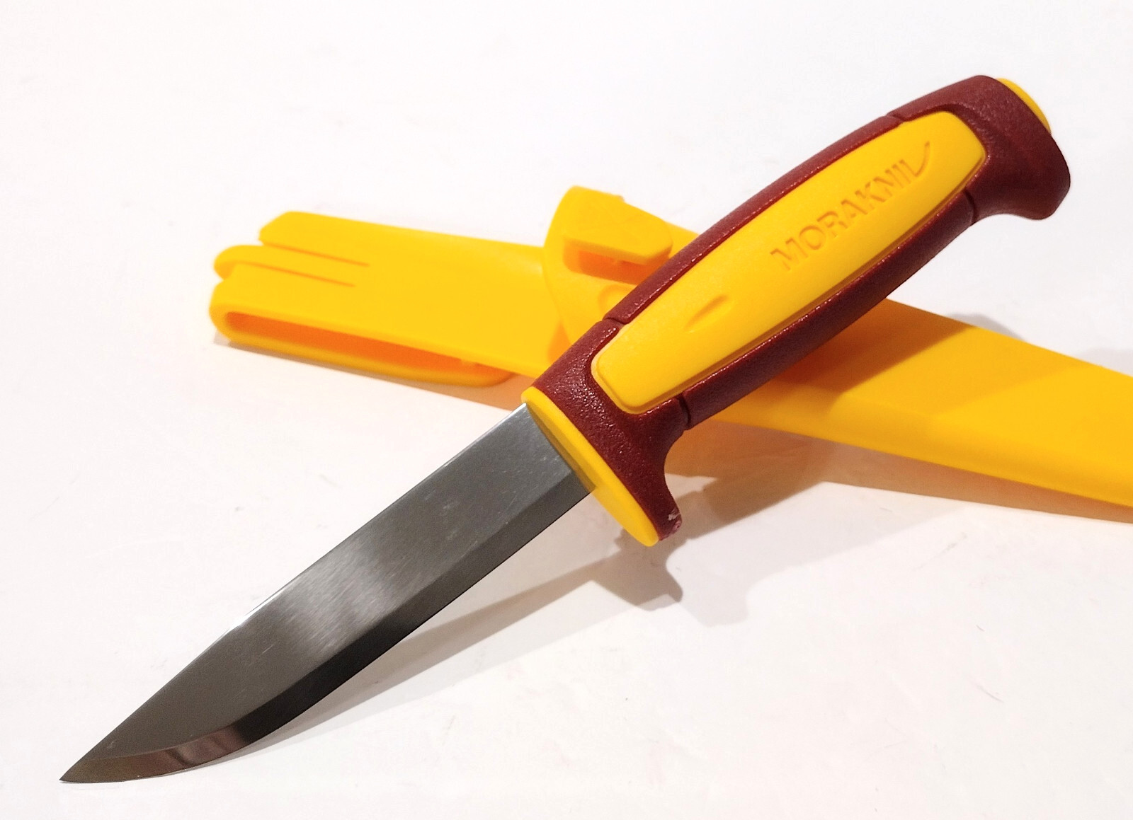 SWEDEN MORA MORAKNIV Yellow / Dala Red Carbon Steel BASIC 511 SURVIVAL KNIFE