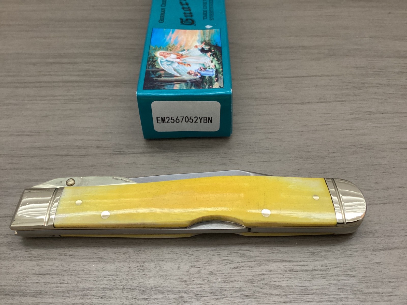 GERMAN CREEK GUARDIAN ANGEL Yellow Bone Cheetah Pocket Knife