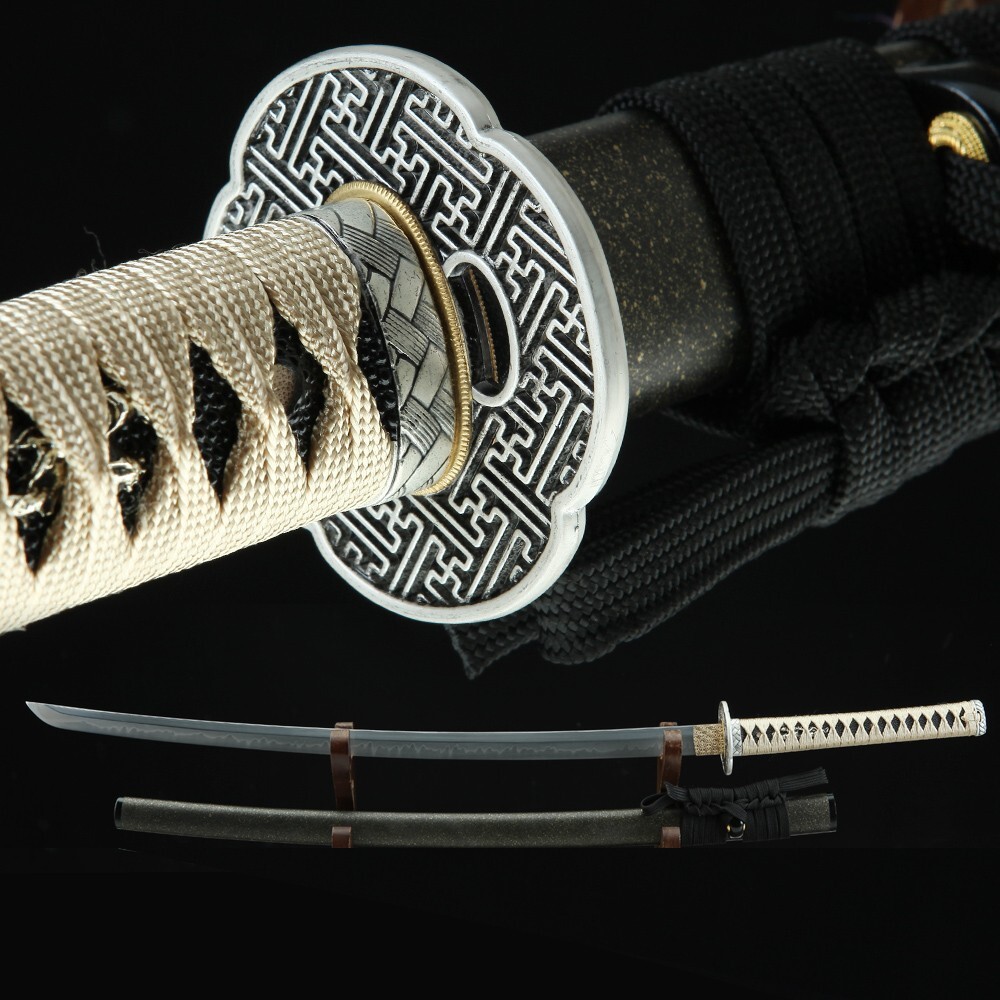 Cream Yellow Handmade Katana Clay Tempered T10 Steel Hamon Sharp edge Swords