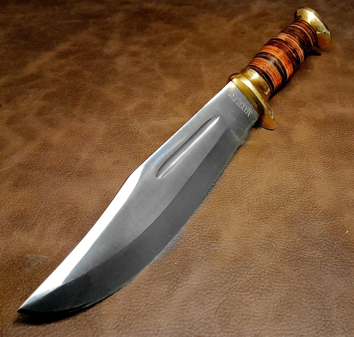 Marbles MR556 11.5″ Stacked Leather Stag Hunter w/Full Tang Leather Sheath