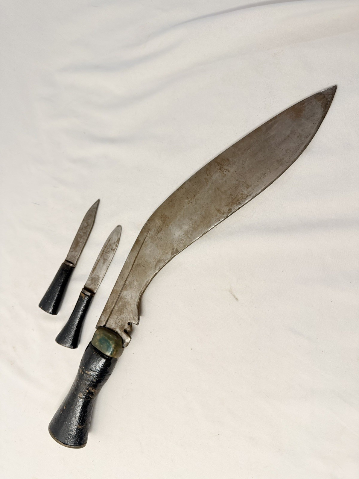 Old Vtg India Indian Army Kukri Gurkha Fighting Knife Blade Set Of 3 W/Scabbard