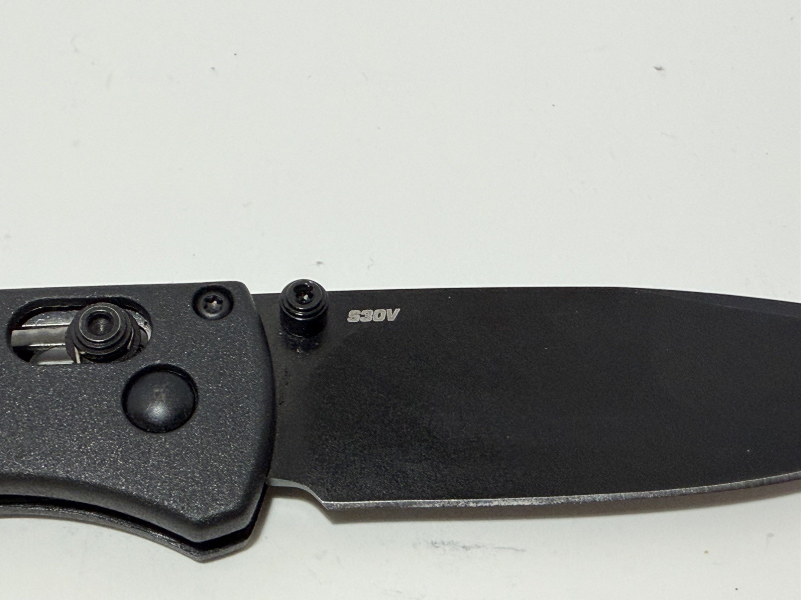 Benchmade 535BK-2 Bugout Knife Black CF-Elite Handle S30V Folding Knife