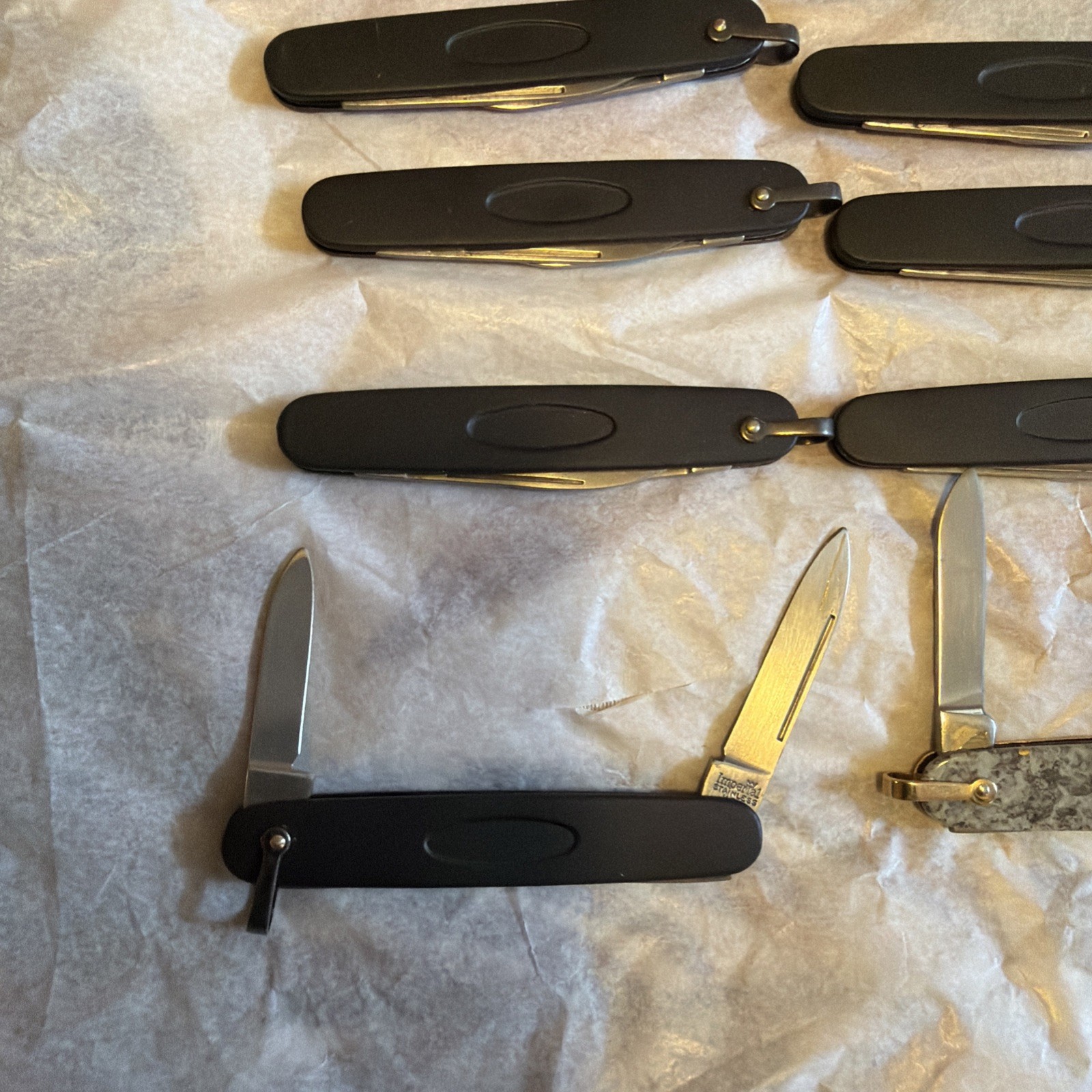Lot Of 18 Vintage Imperial Pocket Knifes