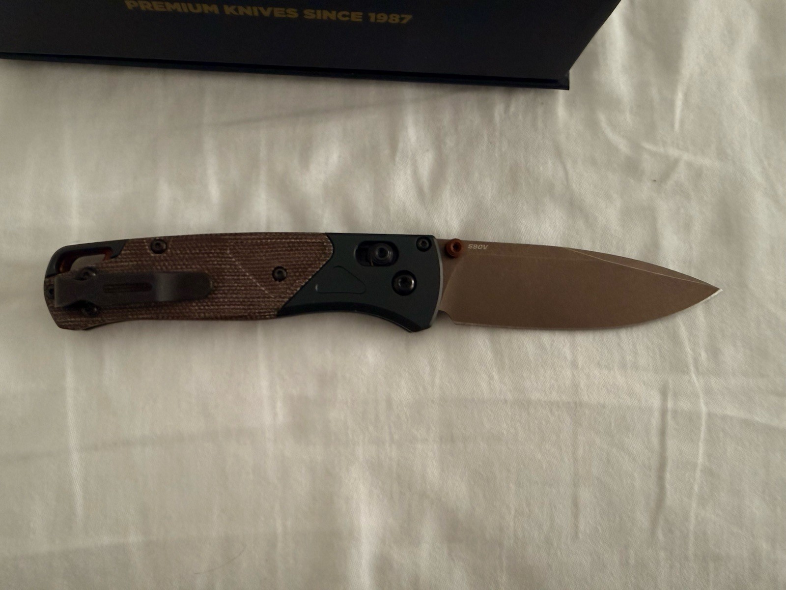 Benchmade 535FE-2602 Bugout AXIS Drop Point Taiga Green S90V FDE New USA